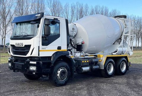 iveco_truck_380_concrete_mixer